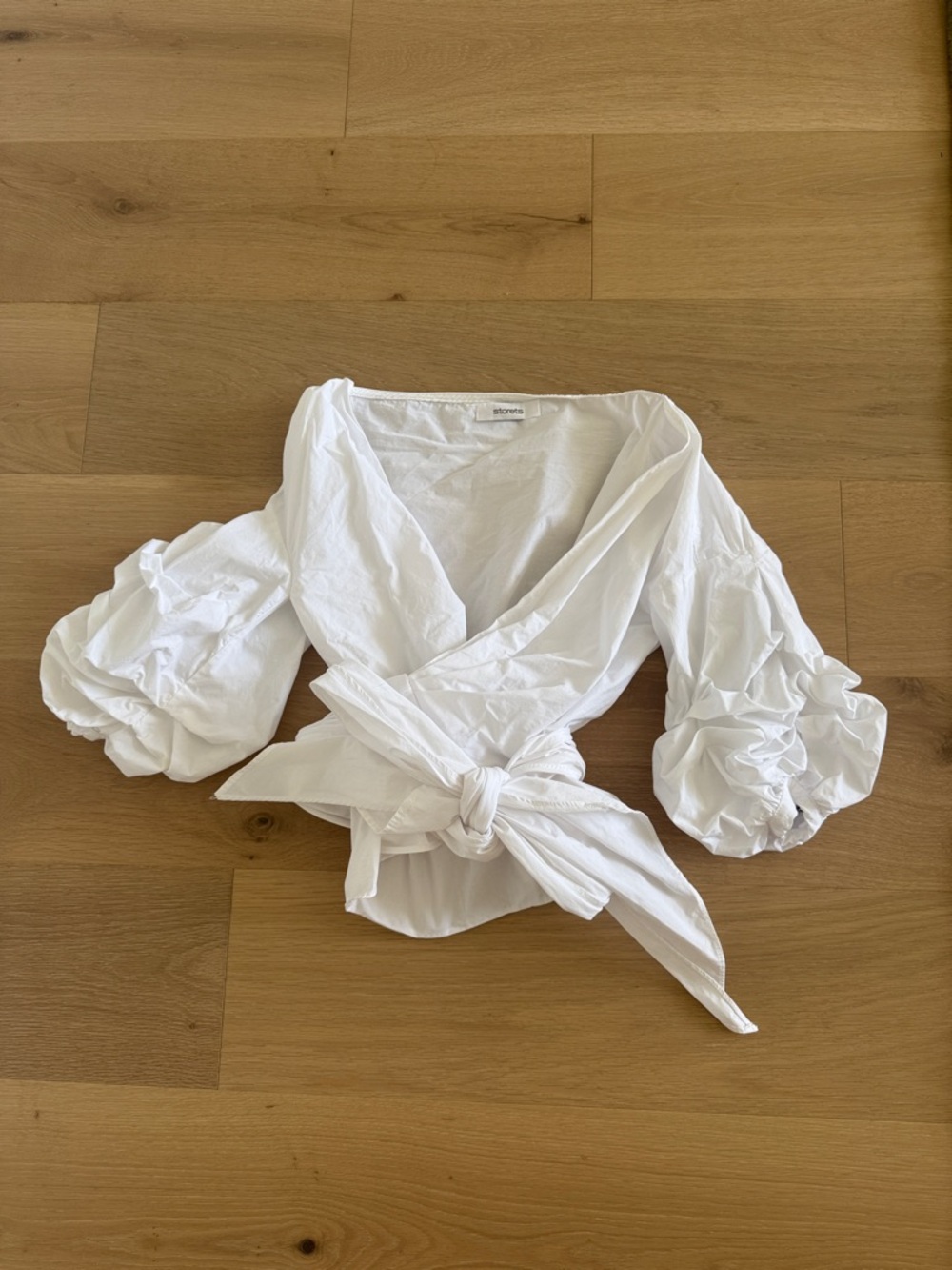 storets White Puff-Sleeve Wrap Blouse